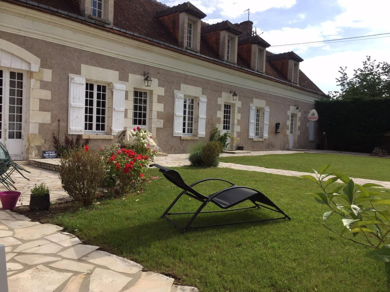 Maison Des Arts Francueil Exterior foto
